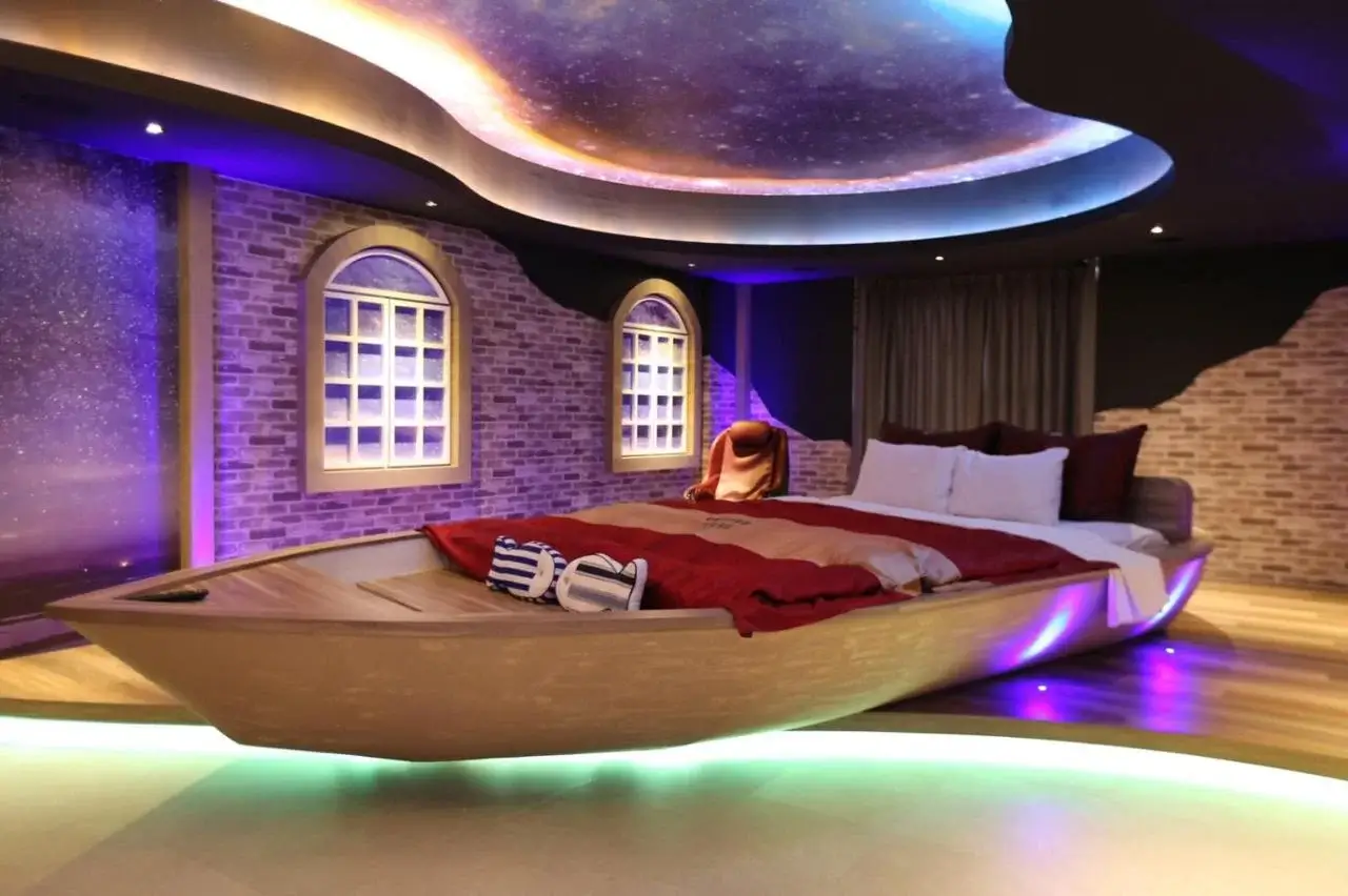 台中汽車旅館推薦懶人包，必住熱門特色汽旅-Motel休息親子住宿KTV-優勝美地汽車旅館太原會館