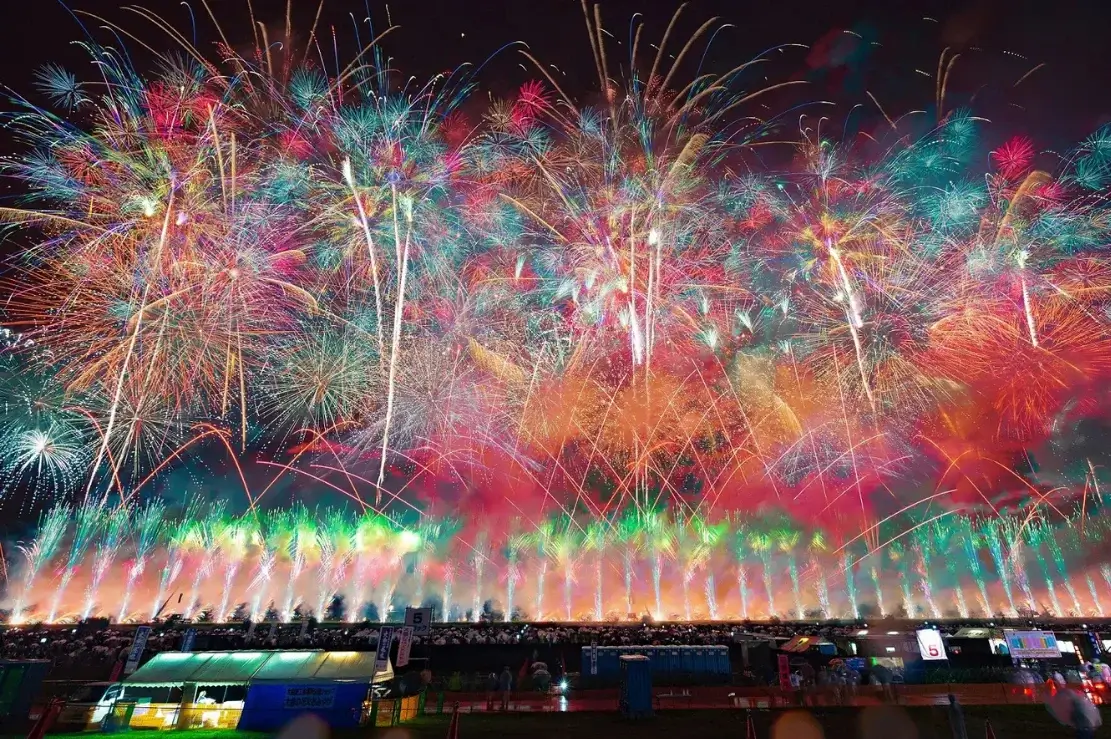 nagaoka-fireworks-festival-大曲花火大會煙火時間門票購買交通觀賞位置推薦 (3)
